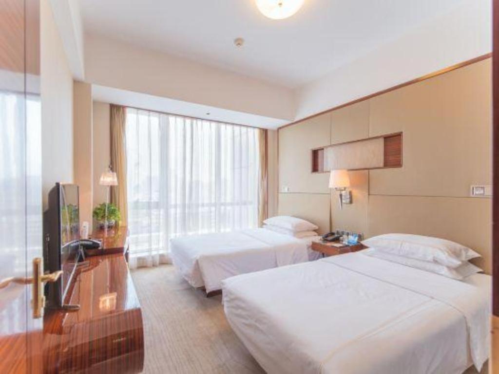 Jinan Silver Plaza Quancheng Hotel Esterno foto