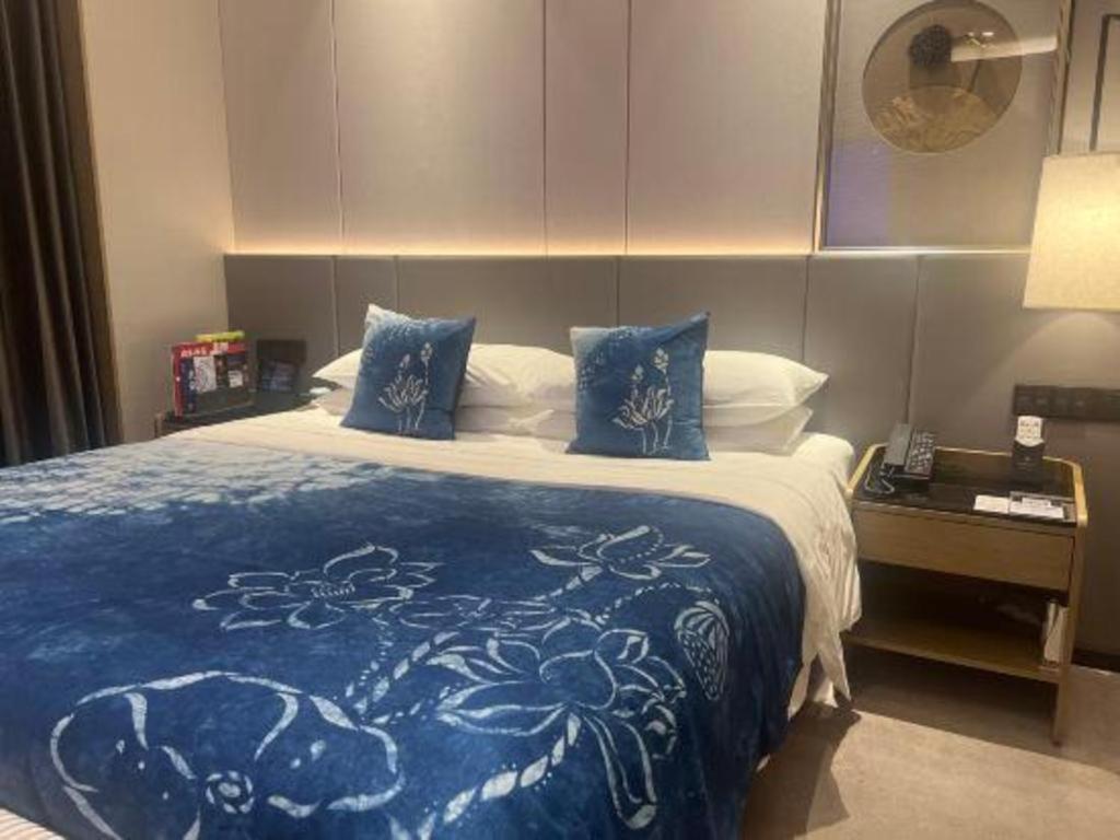 Jinan Silver Plaza Quancheng Hotel Esterno foto