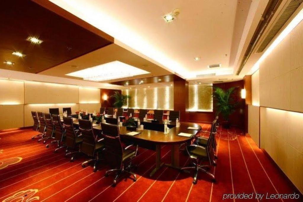 Jinan Silver Plaza Quancheng Hotel Esterno foto